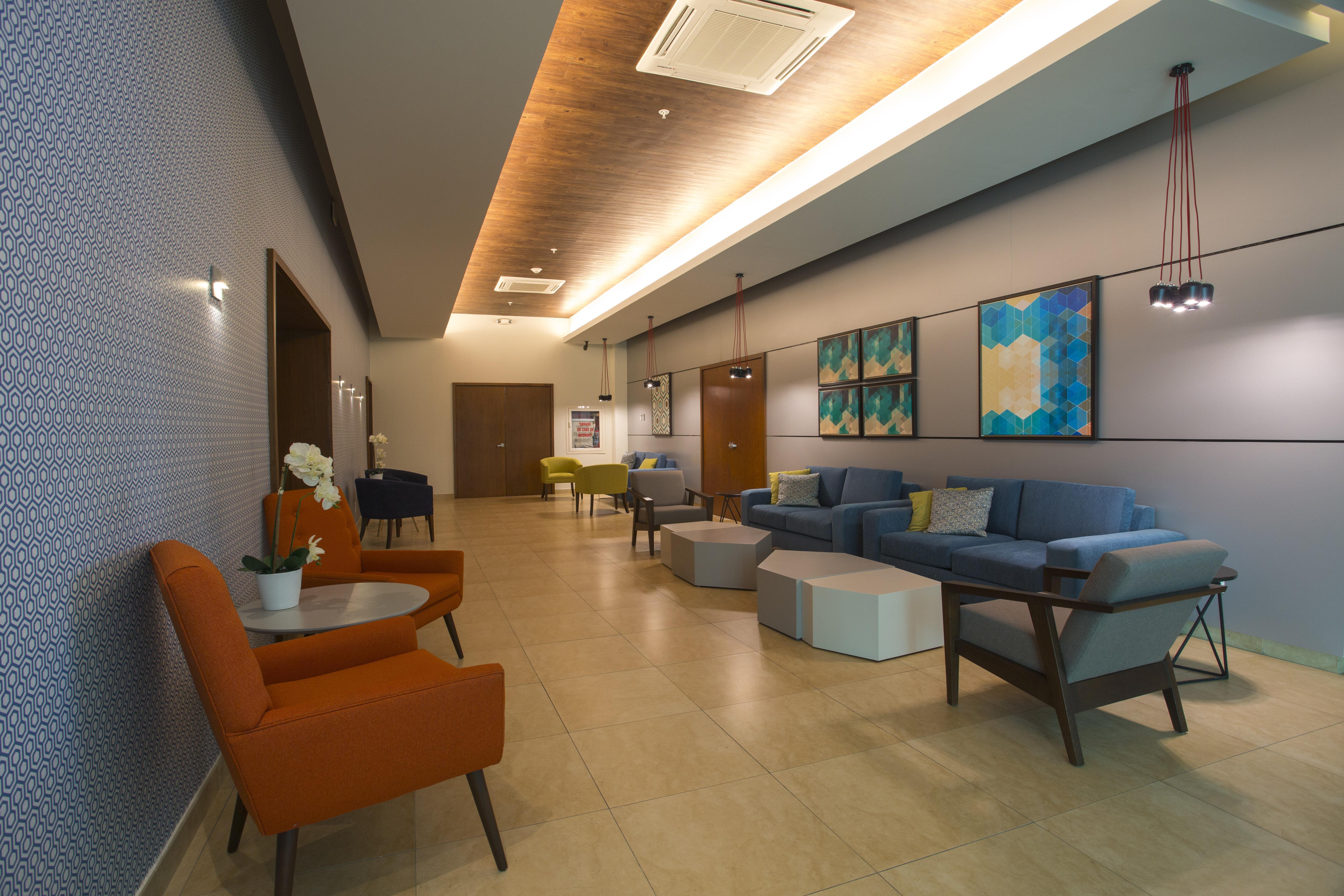 Holiday Inn Express Merida By Ihg Buitenkant foto