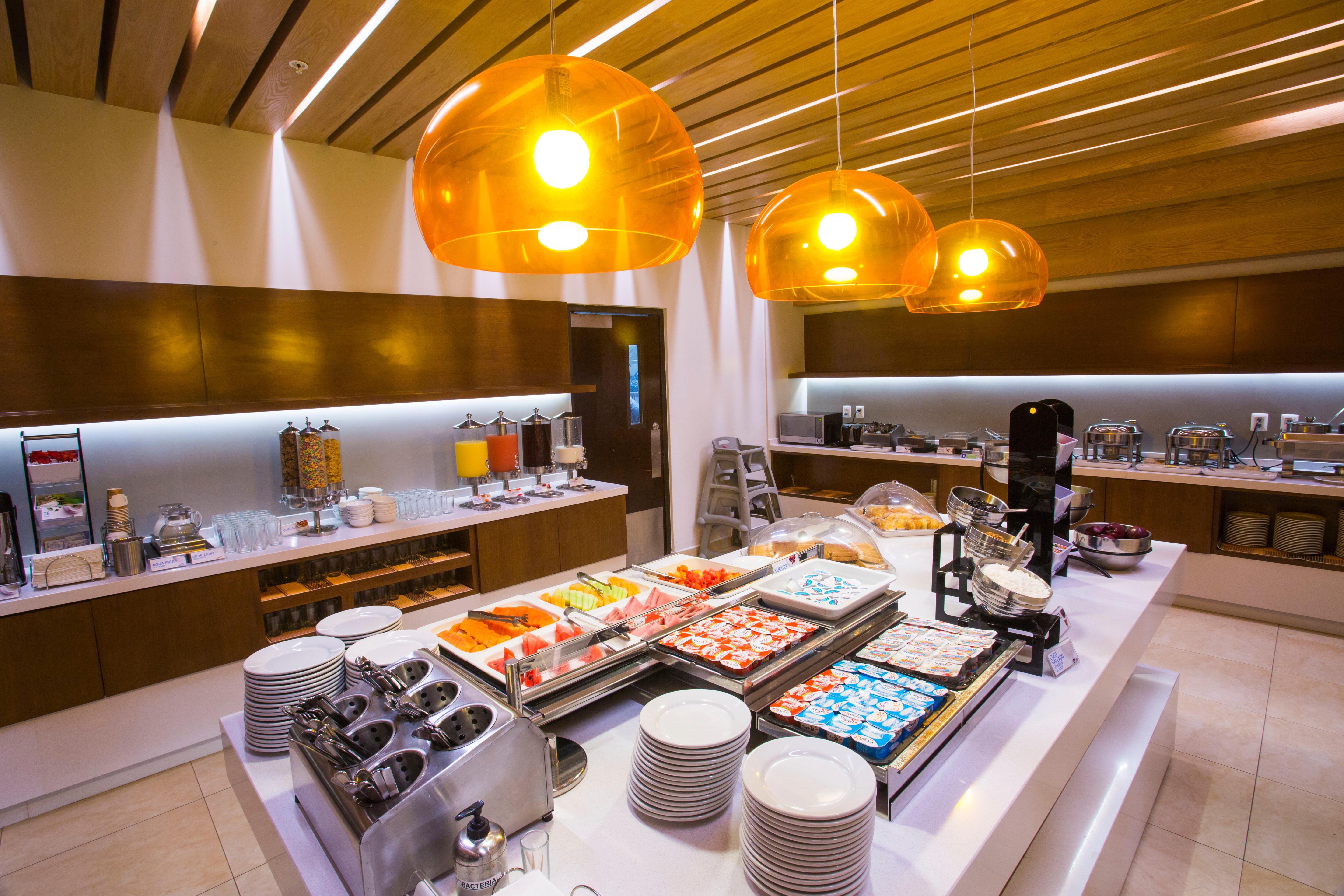 Holiday Inn Express Merida By Ihg Buitenkant foto