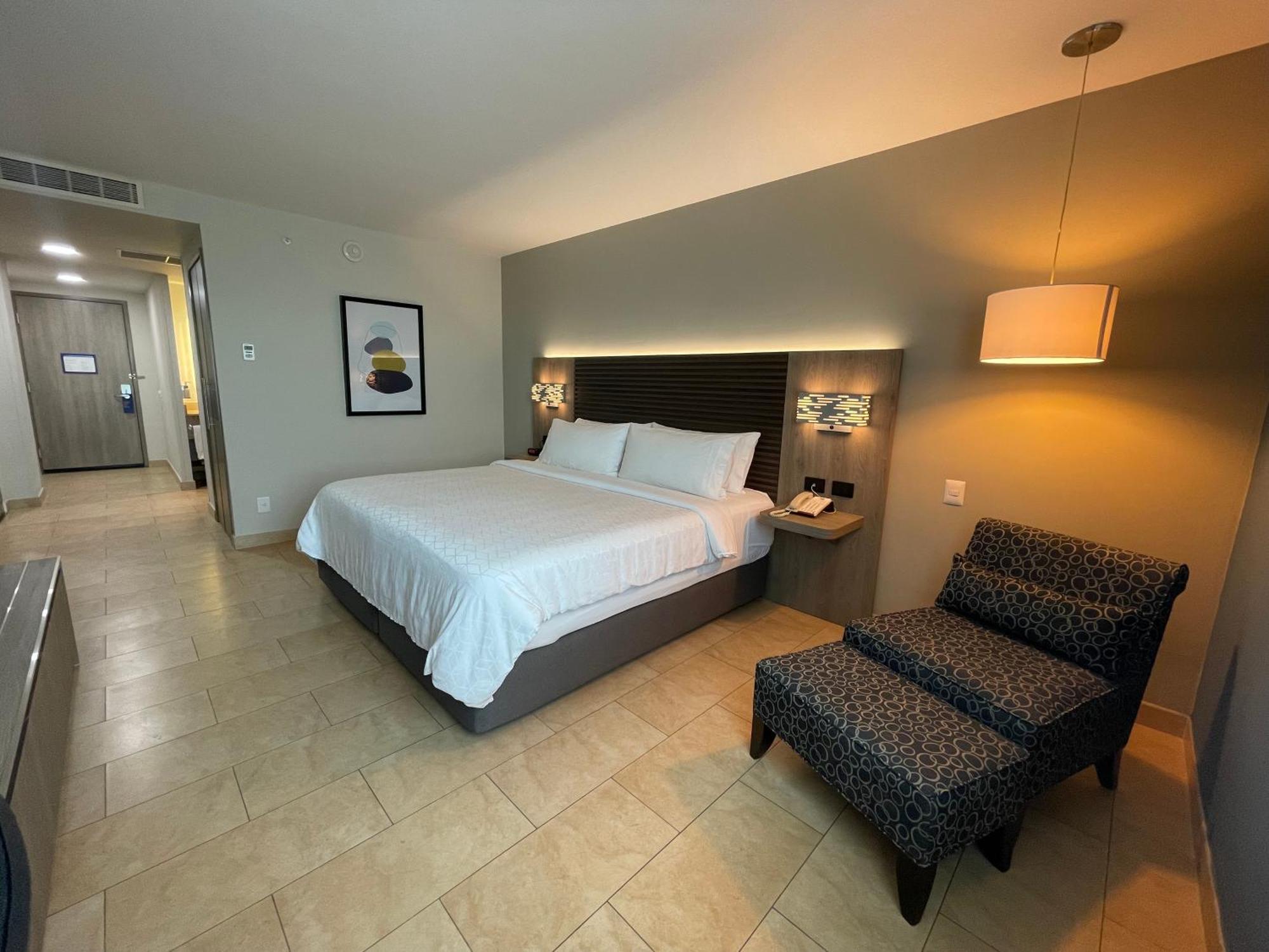 Holiday Inn Express Merida By Ihg Buitenkant foto