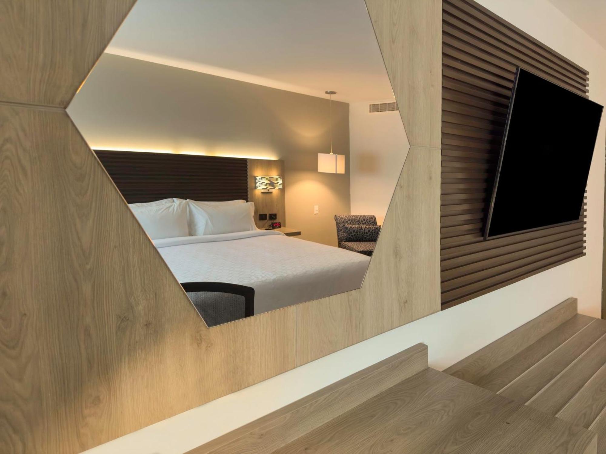 Holiday Inn Express Merida By Ihg Buitenkant foto