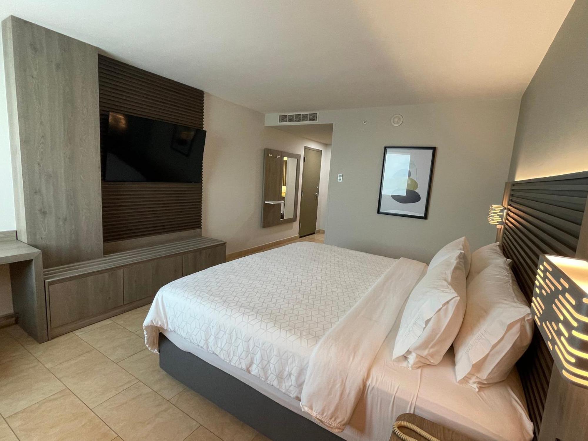 Holiday Inn Express Merida By Ihg Buitenkant foto