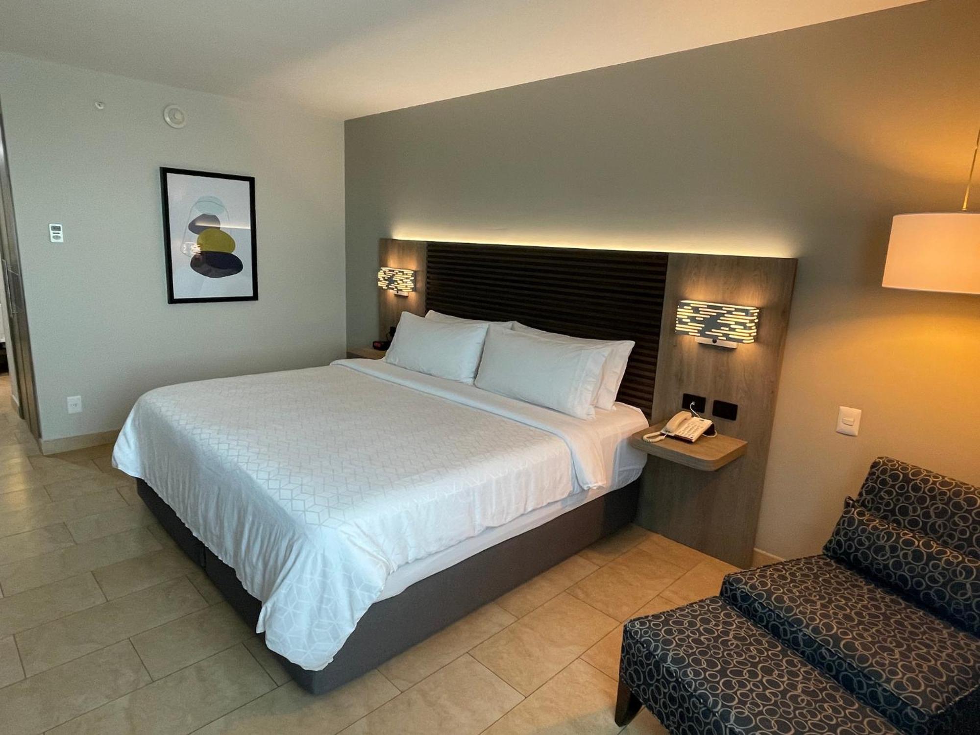 Holiday Inn Express Merida By Ihg Buitenkant foto